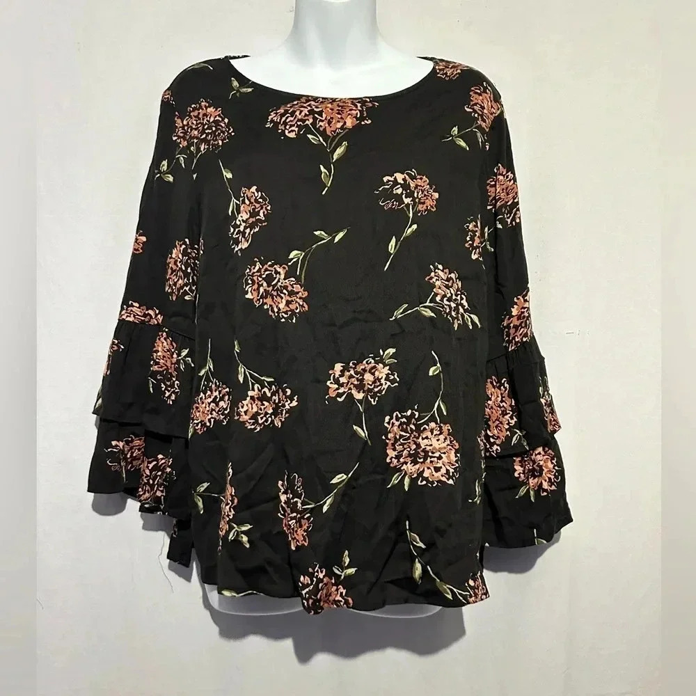Tribal Floral Print Ruffle Sleeve Blouse Size Medium - Picture 1 of 5